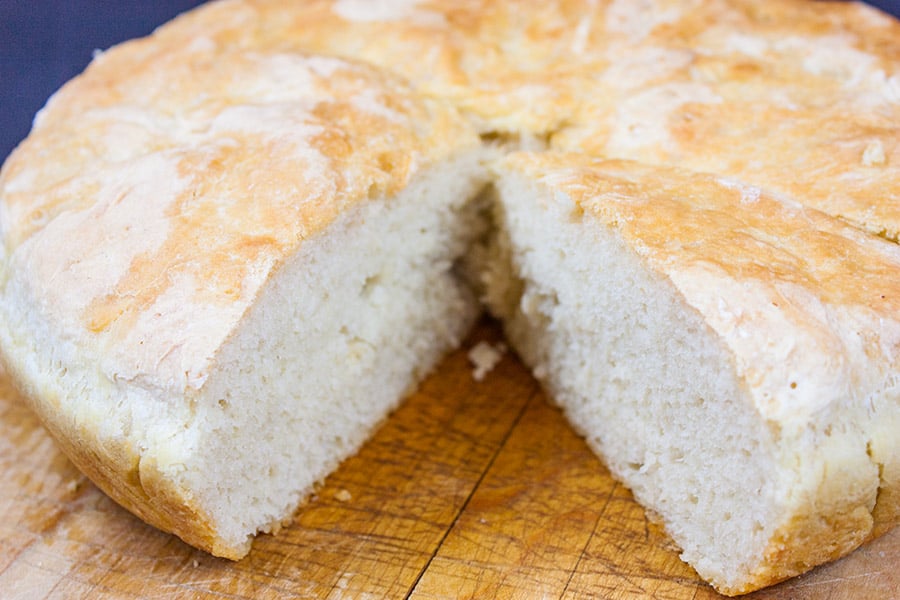 Easy No Knead Skillet Bread